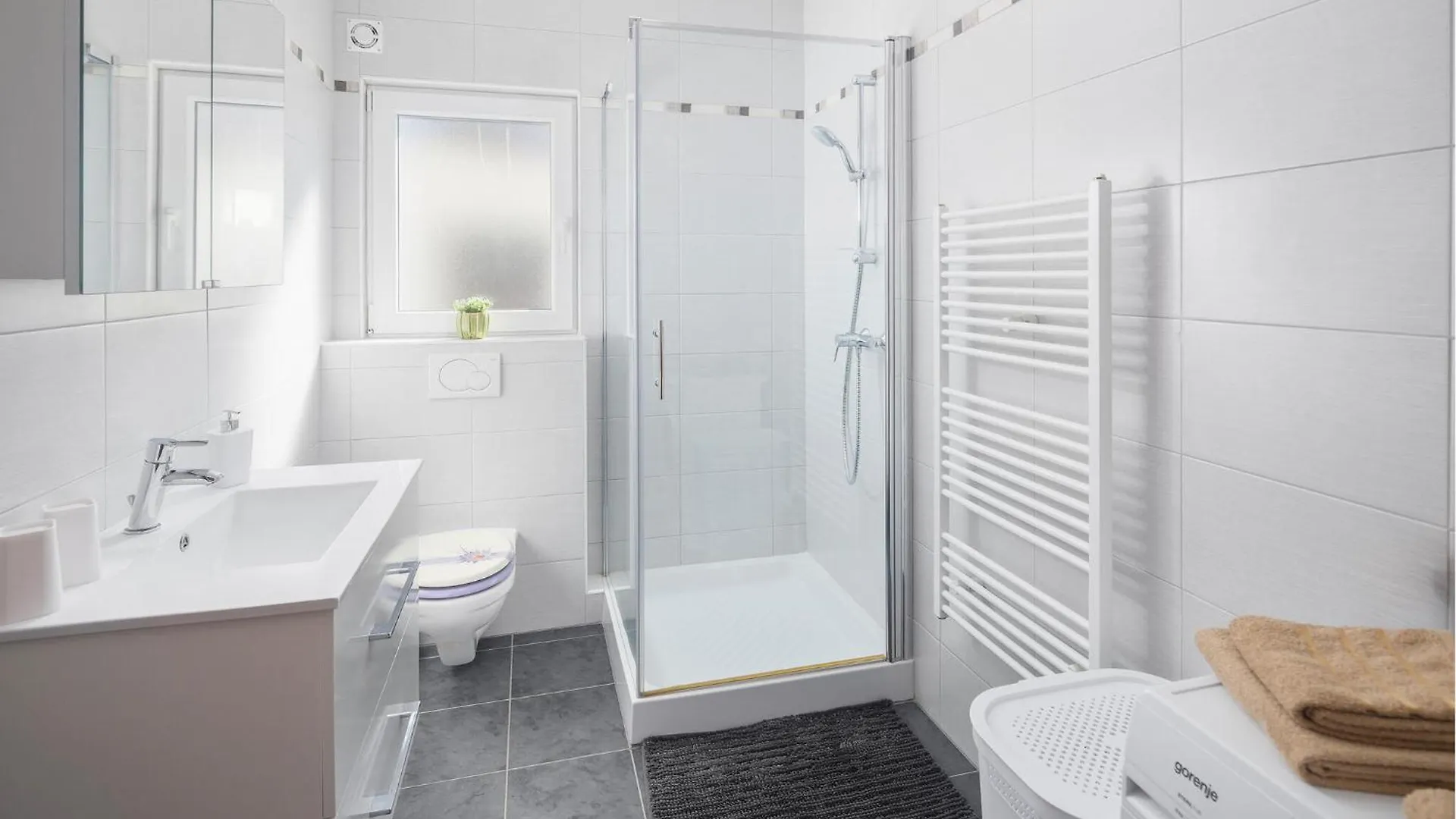 Beautiful Apartment In Nova Vas With Wi-Fi